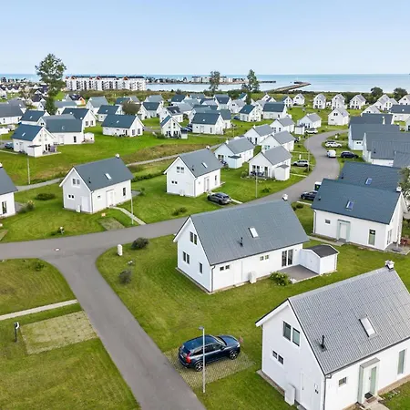 Beautiful In Ostseeresort With 2 Bedrooms, Sauna&wifi *