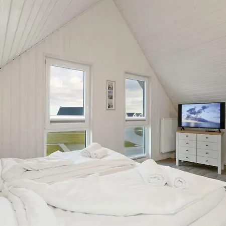 Ferienhaus Beautiful In Ostseeresort With 2 Bedrooms, Sauna&wifi *